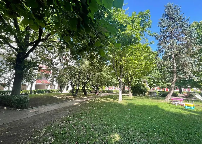 Intero Con Giardino E Parcheggio Apartment *