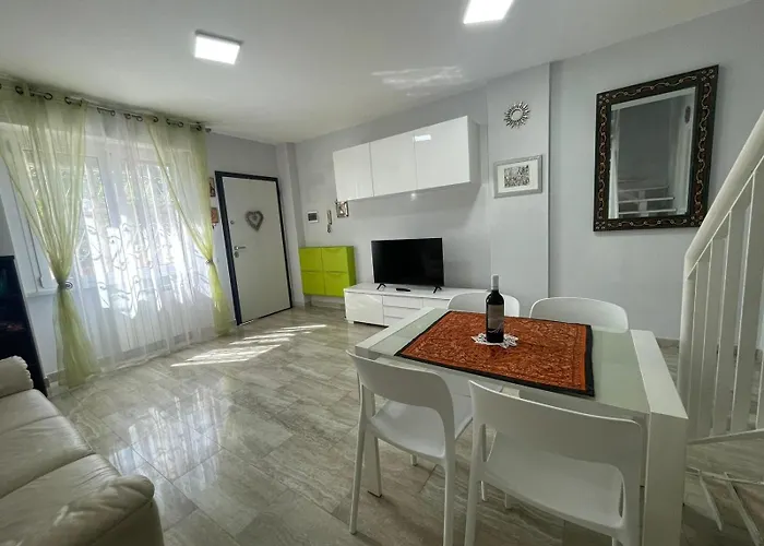 Intero Con Giardino E Parcheggio * Rom