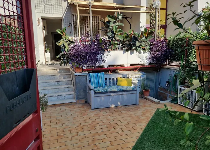 Intero Con Giardino E Parcheggio Rom
